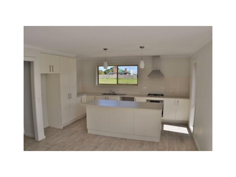 2/31 FINCHER STREET, Wonthaggi VIC 3995