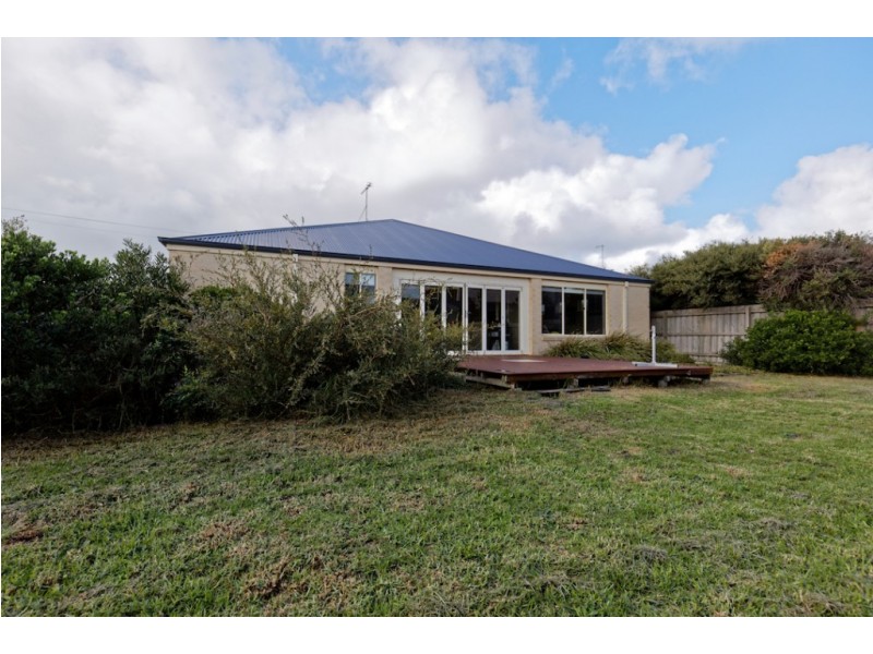 9 MARINE, Cape Paterson VIC 3995