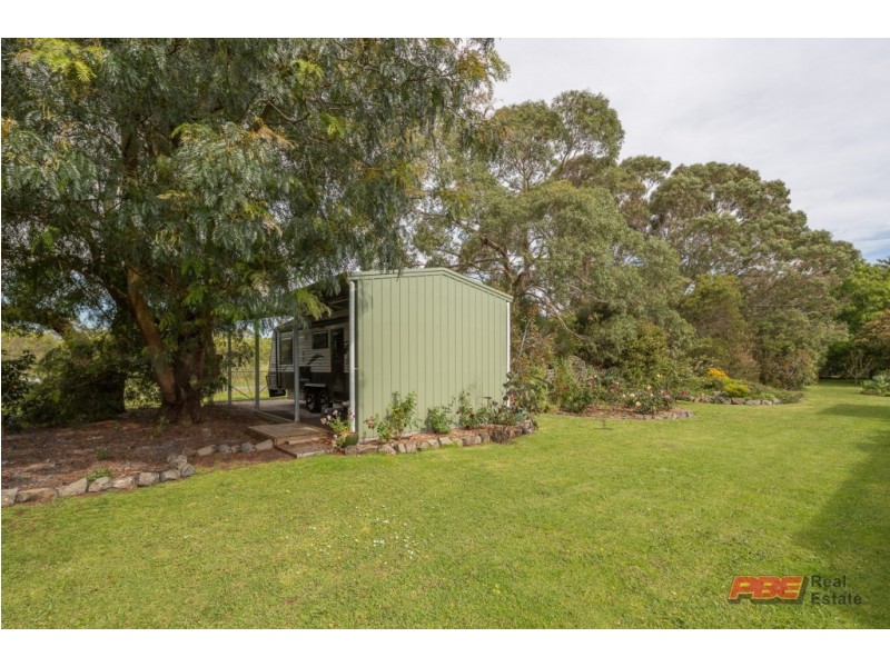 Wattle Bank VIC 3995