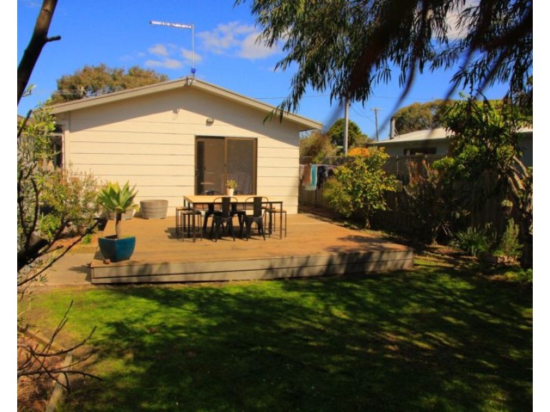 114 ANGLERS RD, Cape Paterson VIC 3995