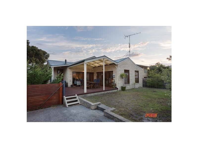 4 HEATH ST, Cape Paterson VIC 3995