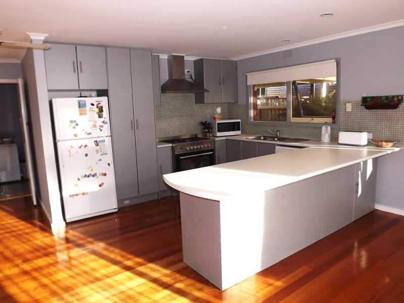 16 CASSIA STREET, Cape Paterson VIC 3995