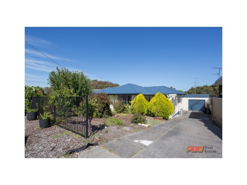 32 DOWLING ST, Wonthaggi VIC 3995