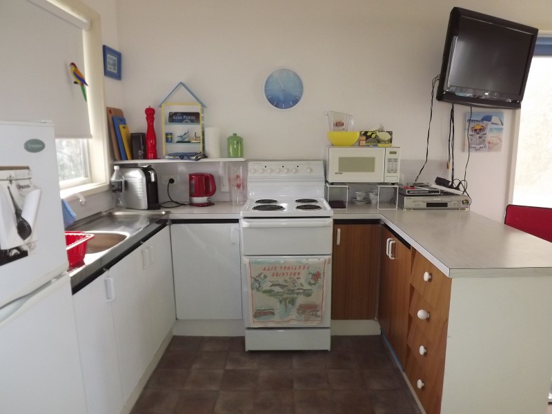 21 ANCHOR PARADE, Cape Paterson VIC 3995