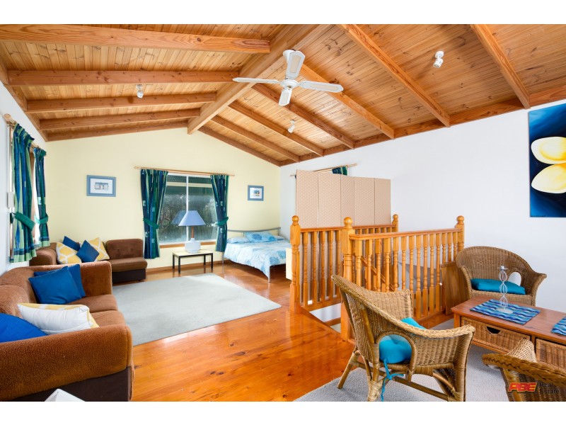 34 FOAM STREET, Cape Paterson VIC 3995