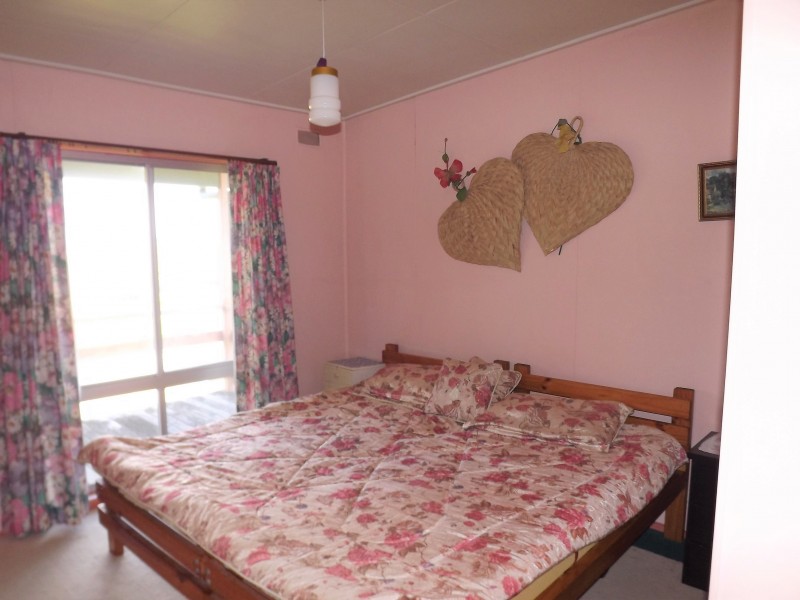 7 NARDOO ST, Cape Paterson VIC 3995