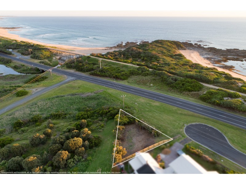 2/3587 Bass Highway, Kilcunda VIC 3995