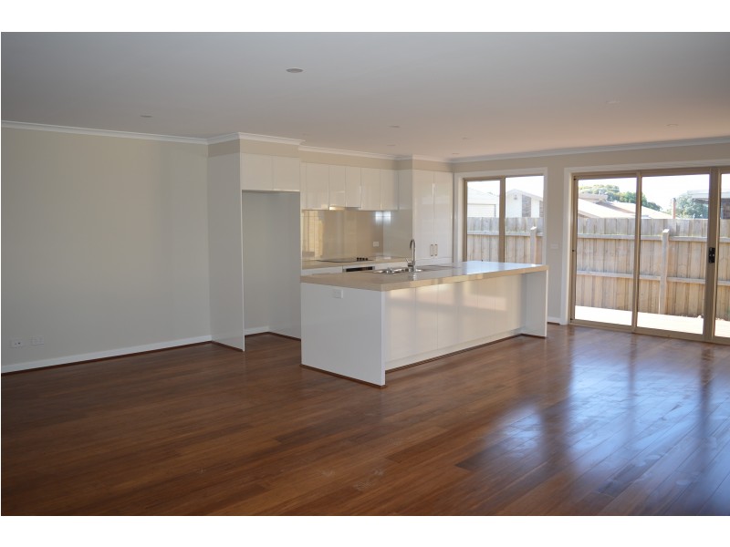 2/36 White Road, Wonthaggi VIC 3995