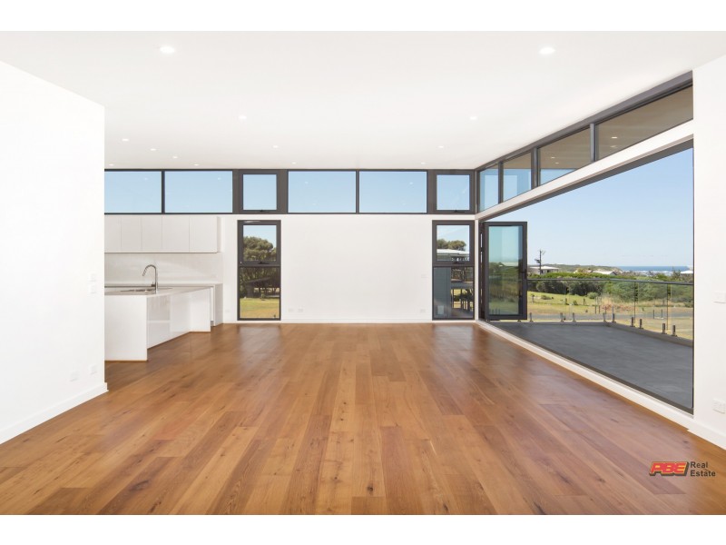 23 VIMINARIA ROAD, Harmers Haven VIC 3995