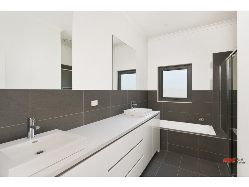 23 VIMINARIA ROAD, Harmers Haven VIC 3995