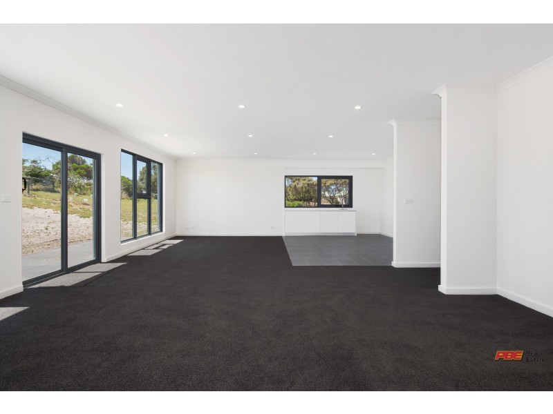 23 VIMINARIA ROAD, Harmers Haven VIC 3995