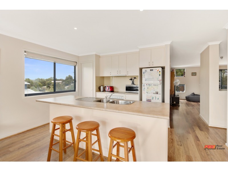 4 CORAL STREET, Cape Paterson VIC 3995