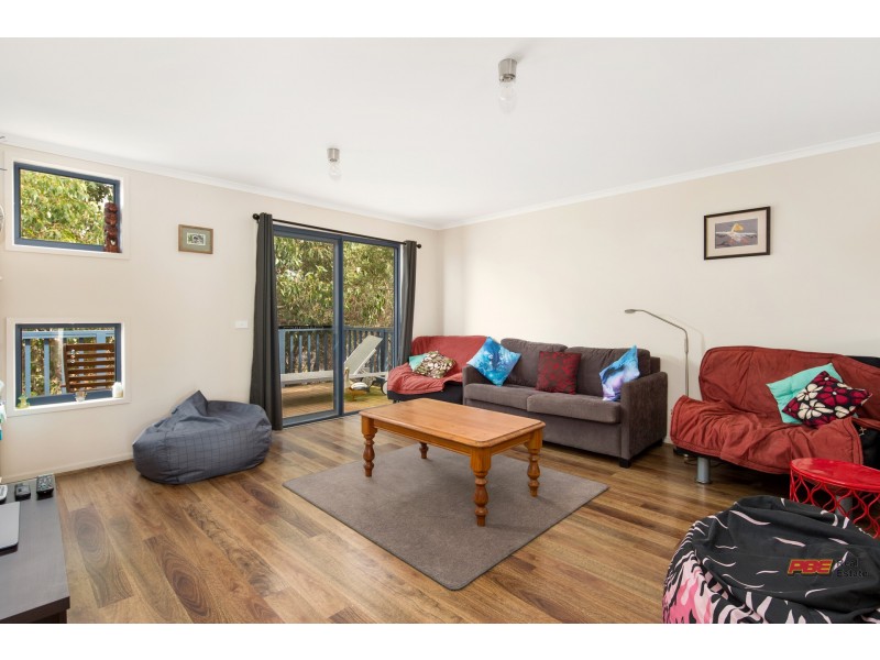 4 CORAL STREET, Cape Paterson VIC 3995