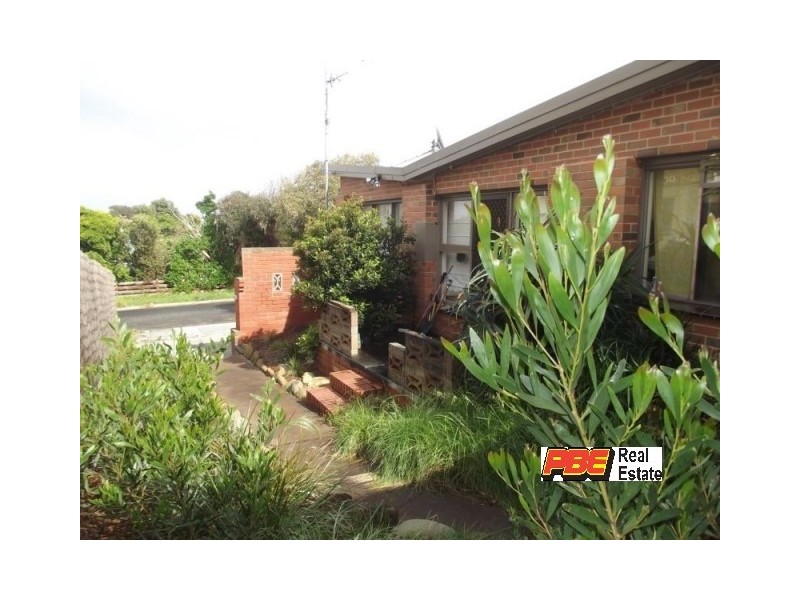 4 STUART ST, Cape Paterson VIC 3995