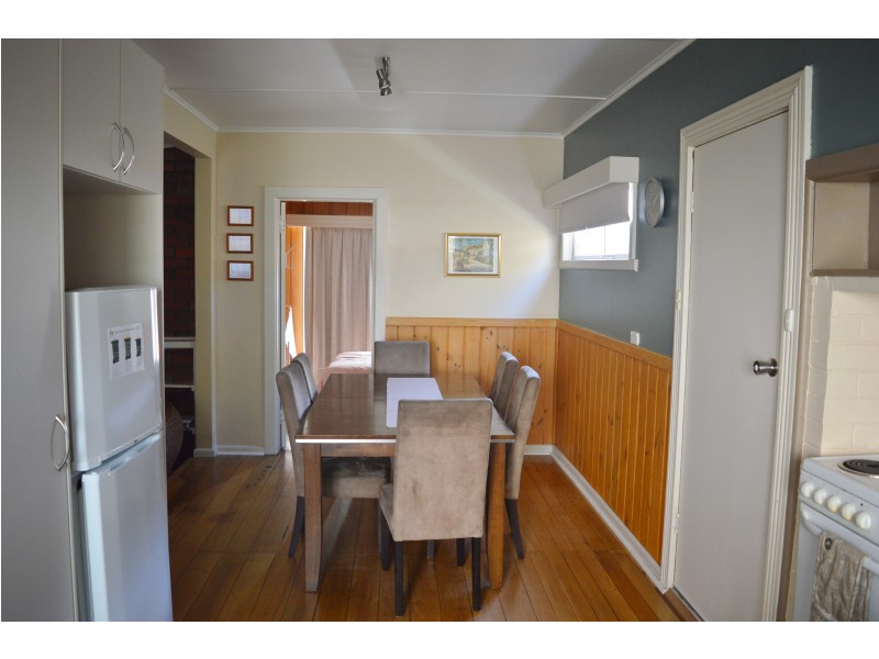4 STUART ST, Cape Paterson VIC 3995