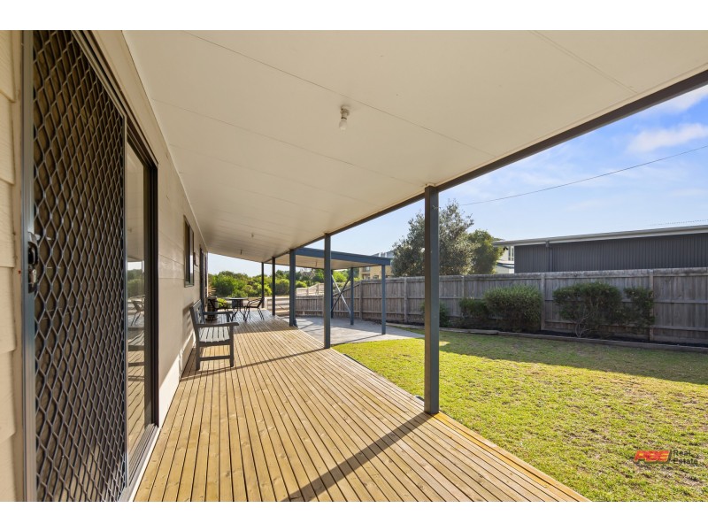 18 PINNACLE CLOSE, Cape Paterson VIC 3995