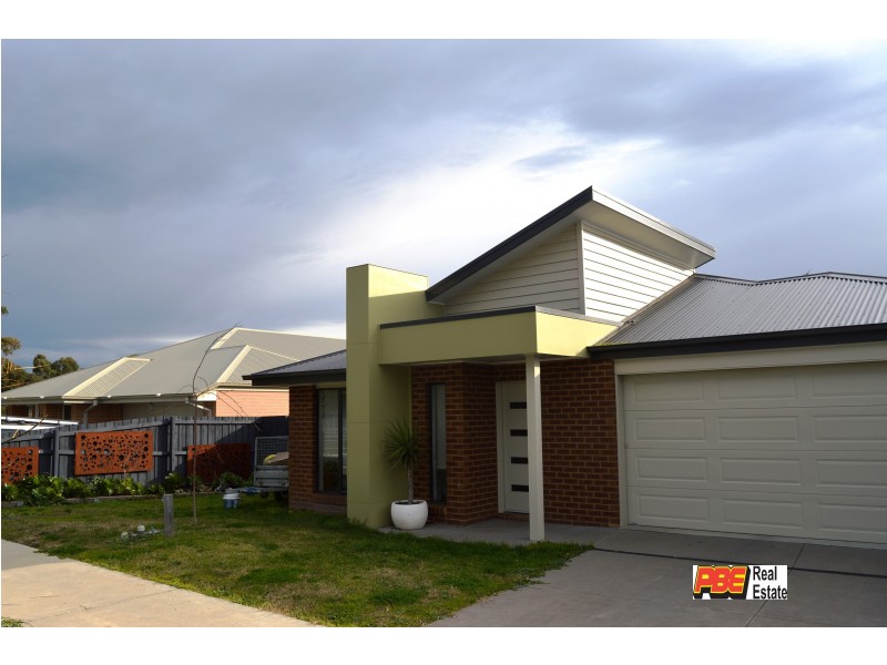 27 Vicars Avenue, Wonthaggi VIC 3995