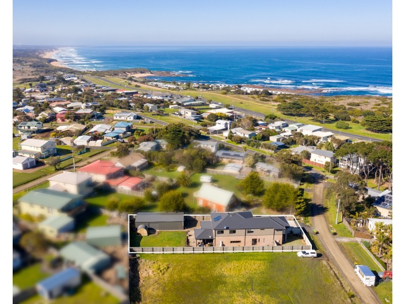 5 Seaview Crescent, Kilcunda VIC 3995