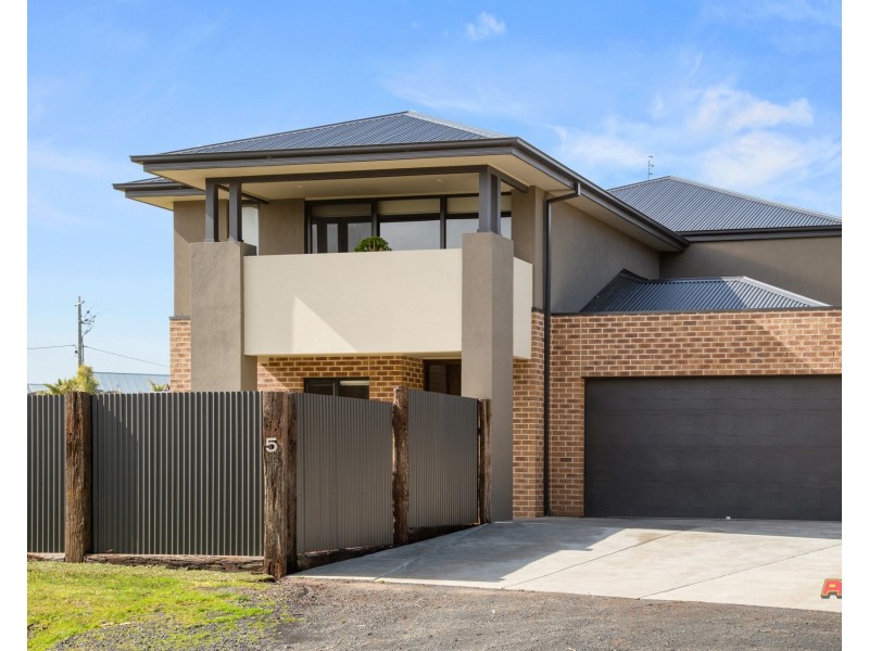 5 Seaview Crescent, Kilcunda VIC 3995