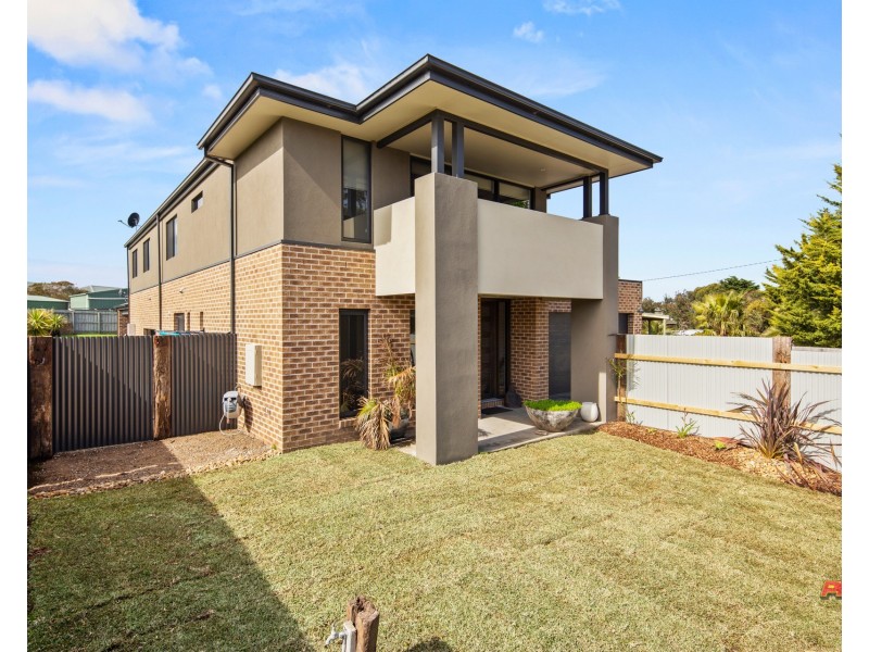 5 Seaview Crescent, Kilcunda VIC 3995