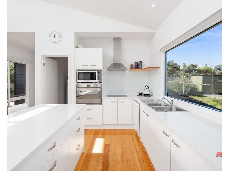 2/587 CAPE PATERSON ROAD, Cape Paterson VIC 3995