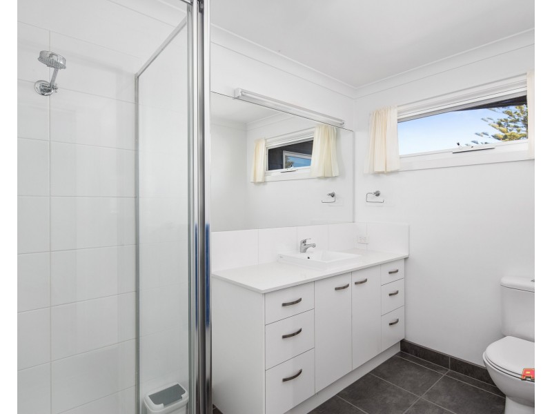 2/587 CAPE PATERSON ROAD, Cape Paterson VIC 3995