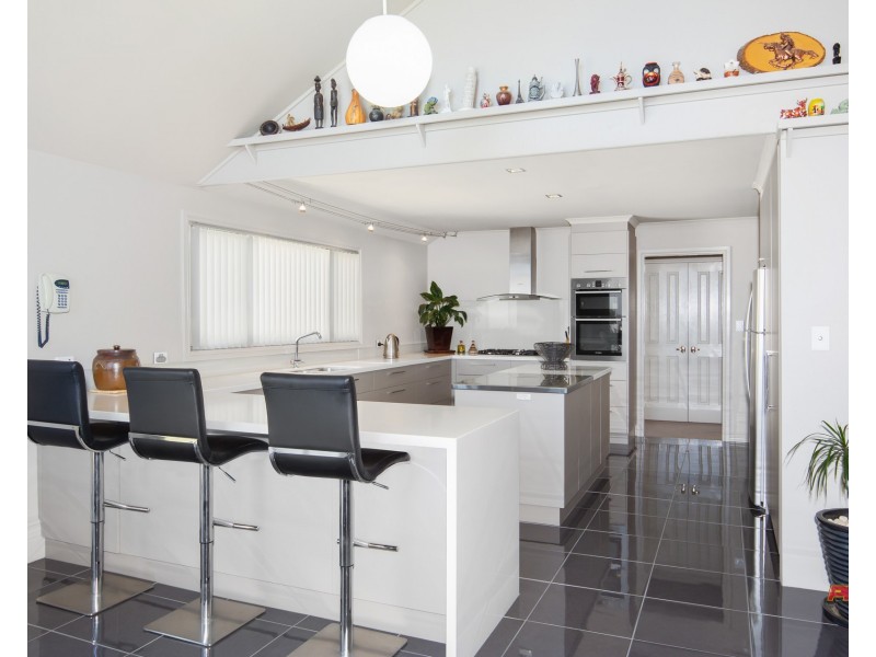 96 SURF BEACH ROAD, Cape Paterson VIC 3995