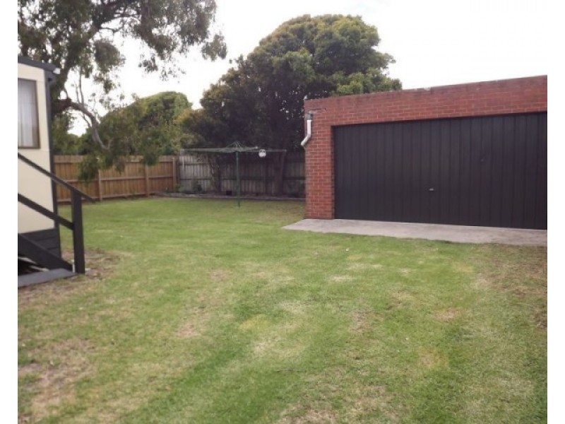 62 SURFBEACH RD, Cape Paterson VIC 3995