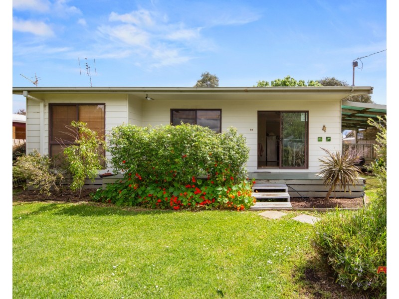 10 powlett St, Dalyston VIC 3992