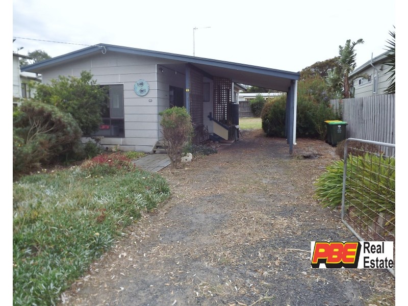 16 FOAM STREET, Cape Paterson VIC 3995