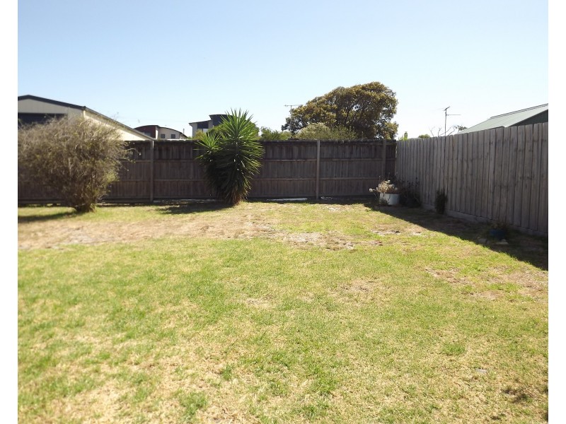 16 FOAM STREET, Cape Paterson VIC 3995