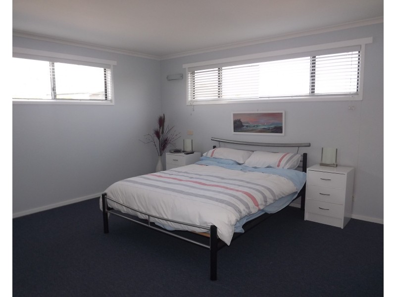7 NEPTUNE STREET, Cape Paterson VIC 3995