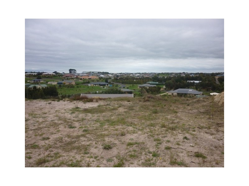 6 (Lot 14) Eagle Court, Worrolong SA 5291