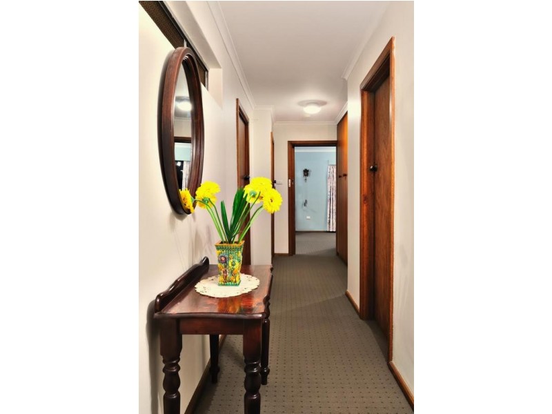 2/3 Oldham Close, Mount Gambier SA 5290