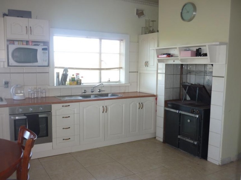 . approx 20kms North of Mount Gambier, Tarpeena SA 5277