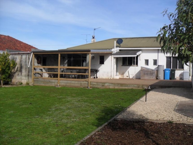 28 Birdwood Ave, Mount Gambier SA 5290