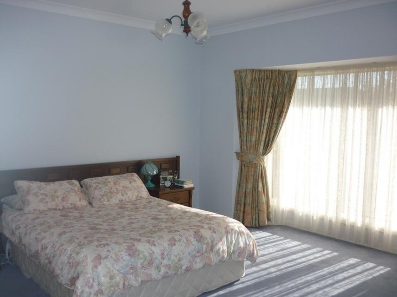 17 Auvale Cresent, Mount Gambier SA 5290