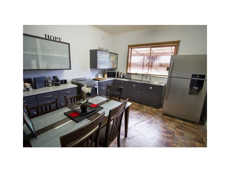 21 Montgomery Avenue, Mount Gambier SA 5290