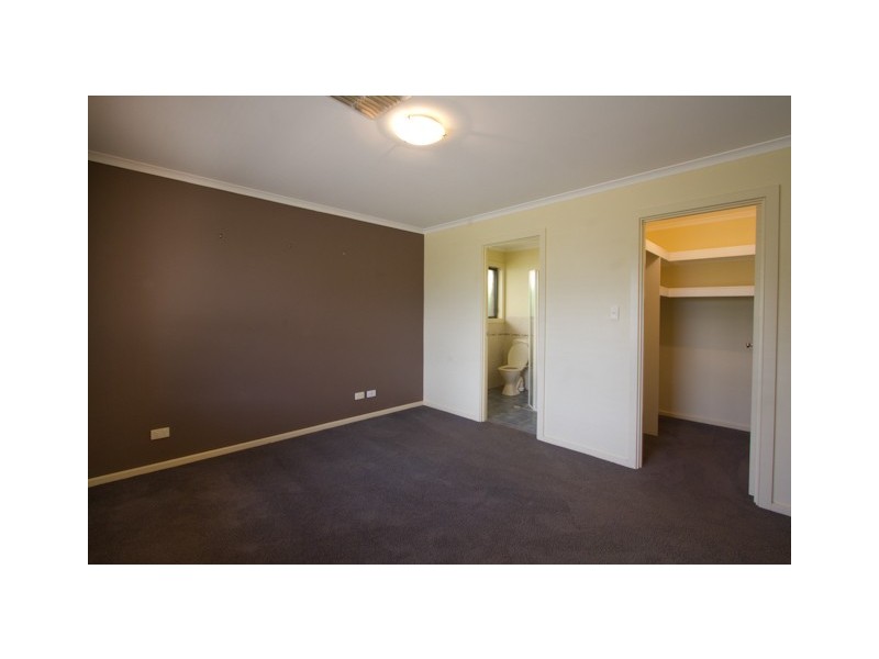 32 Dalkeith Drive, Mount Gambier SA 5290