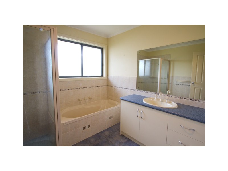 32 Dalkeith Drive, Mount Gambier SA 5290