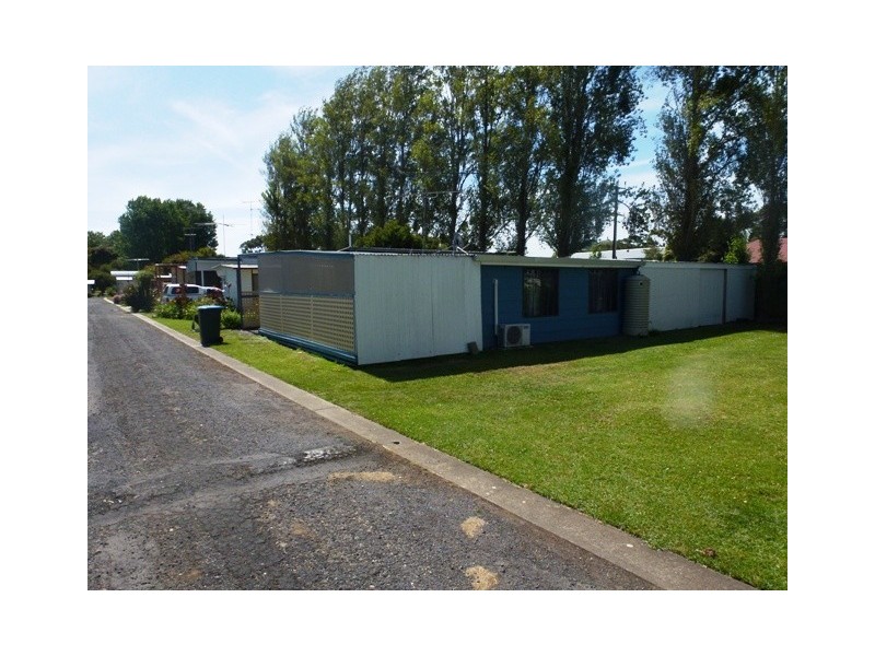 Site 8 Pines Caravan Park, Mount Gambier SA 5290