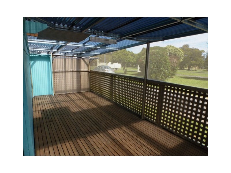 Site 8 Pines Caravan Park, Mount Gambier SA 5290