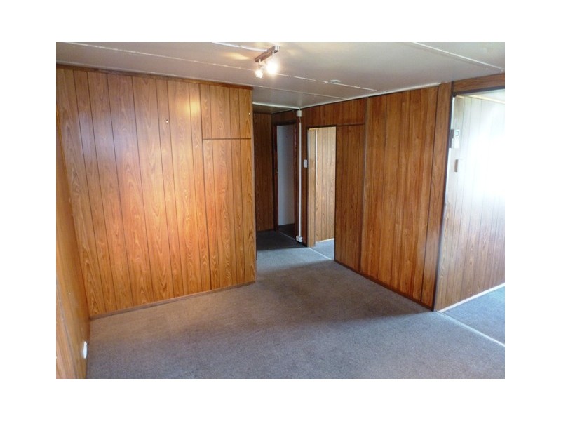 Site 8 Pines Caravan Park, Mount Gambier SA 5290