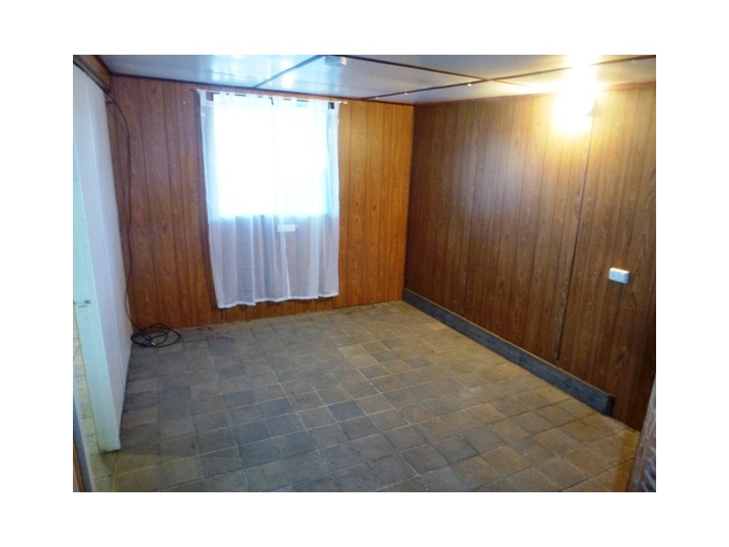 Site 8 Pines Caravan Park, Mount Gambier SA 5290