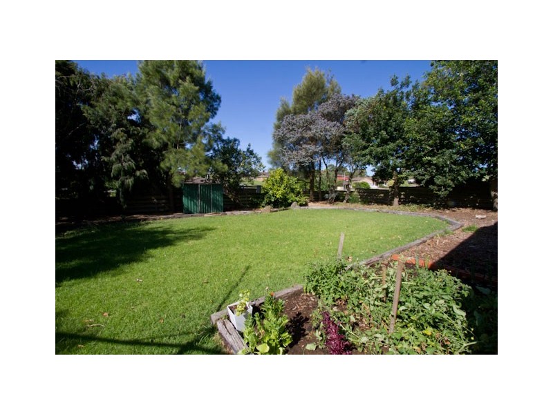 1 Balambool Avenue, Mount Gambier SA 5290