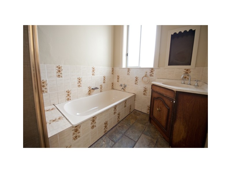 13 Agnes Street, Mount Gambier SA 5290