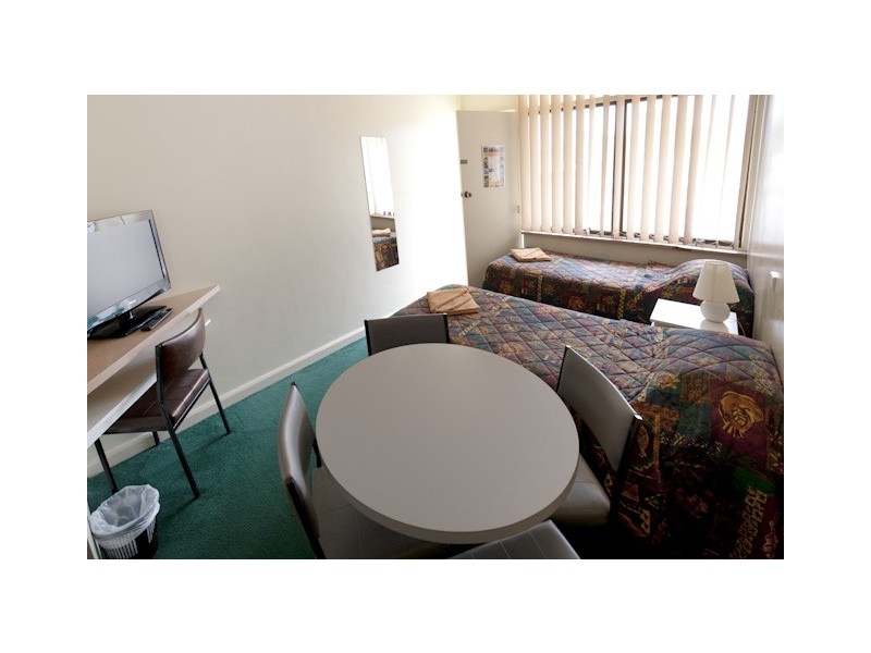 . Grand Central Motel, Mount Gambier SA 5290