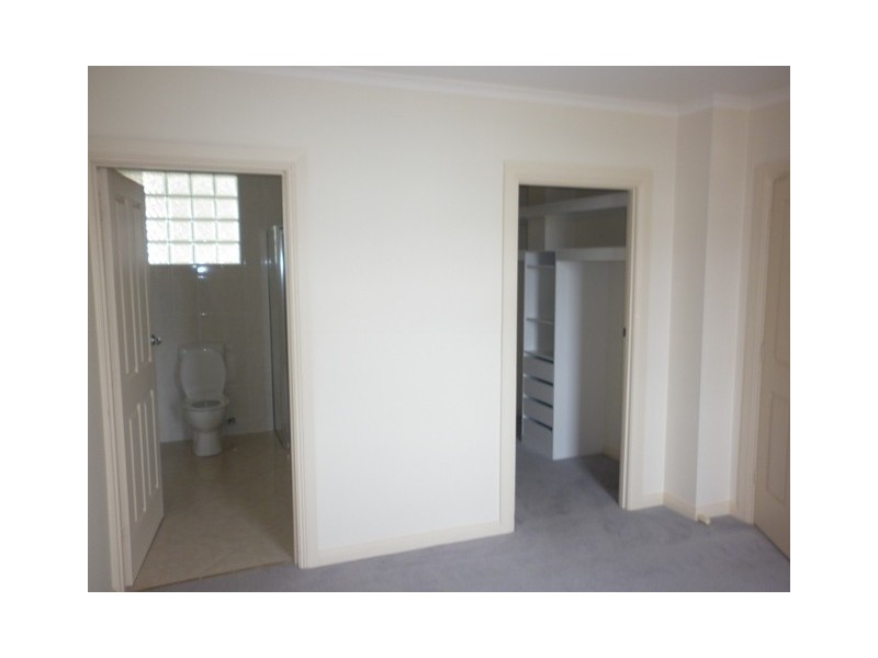 3003/7 Lake Terrace West, Mount Gambier SA 5290