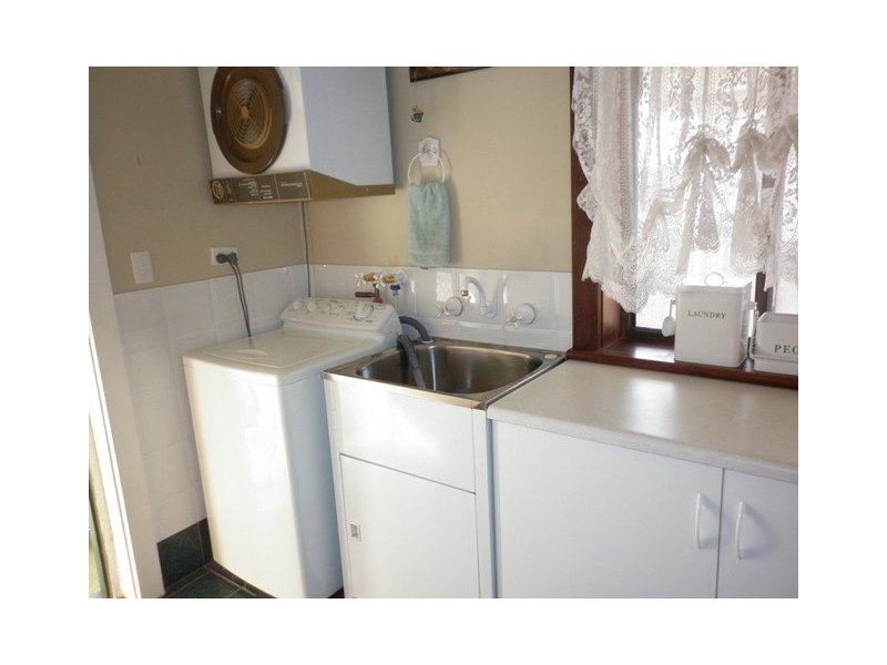 100 Jubilee Highway West, Mount Gambier SA 5290