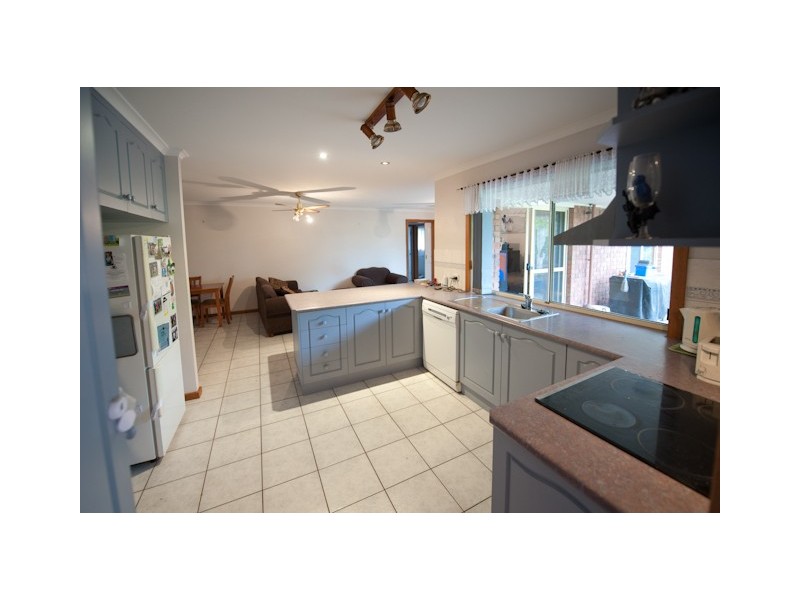 9 Braxton Close, Mount Gambier SA 5290